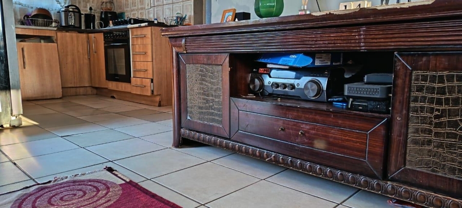 3 Bedroom Property for Sale in Freedom Park North West